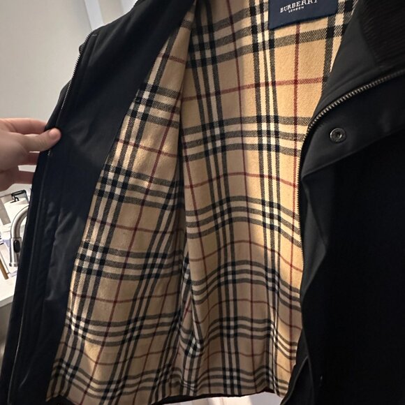 Burberry London Walkson Coat – Men’s Size 56 (New, Never Worn) - Picture 9 of 15